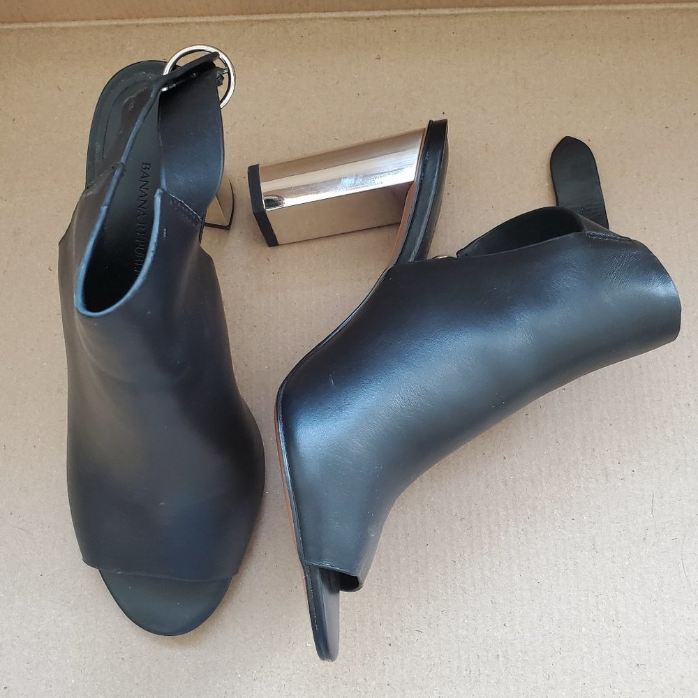 Black leather open toe booties sz 7